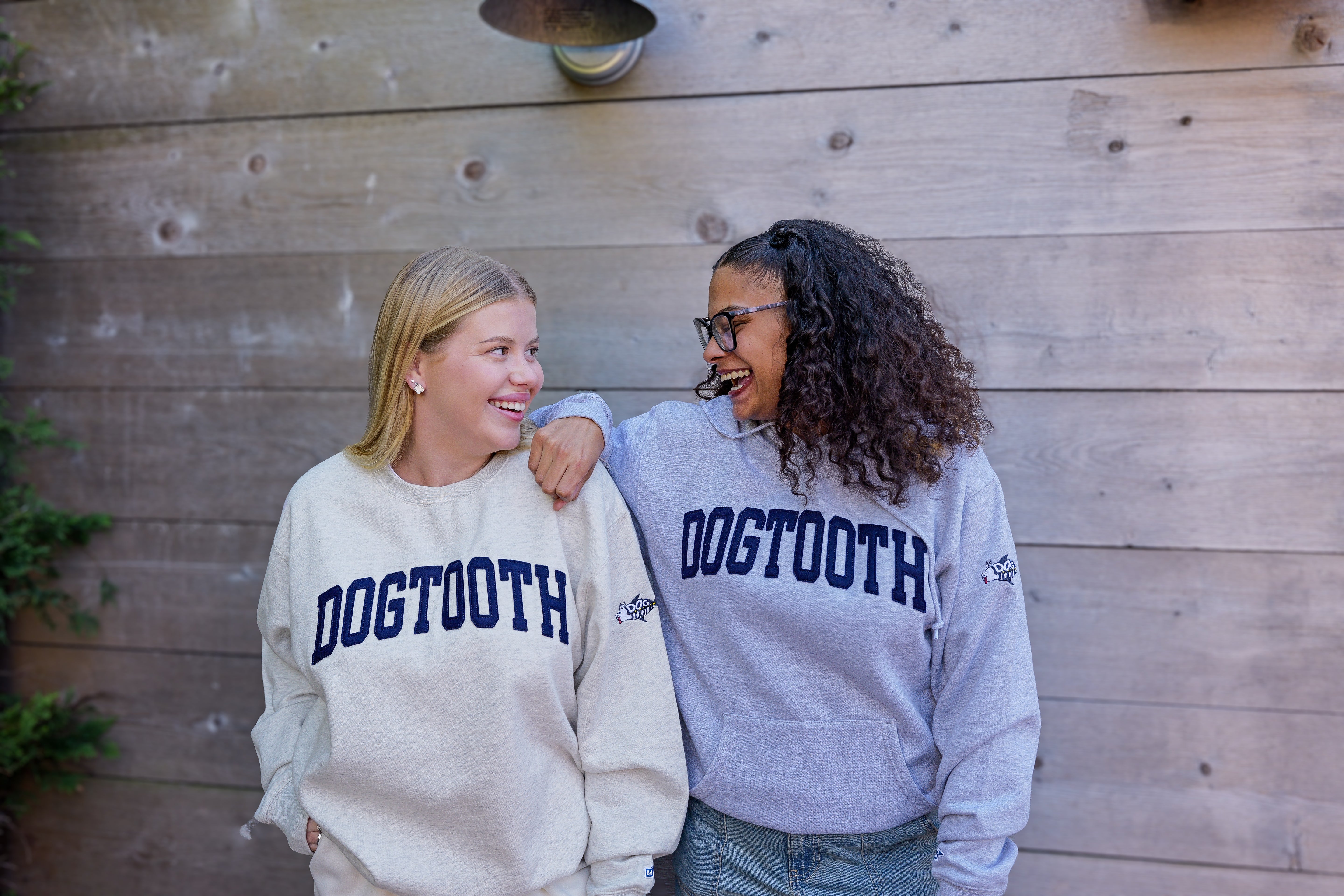 Dogtooth Bar & Grill Shop